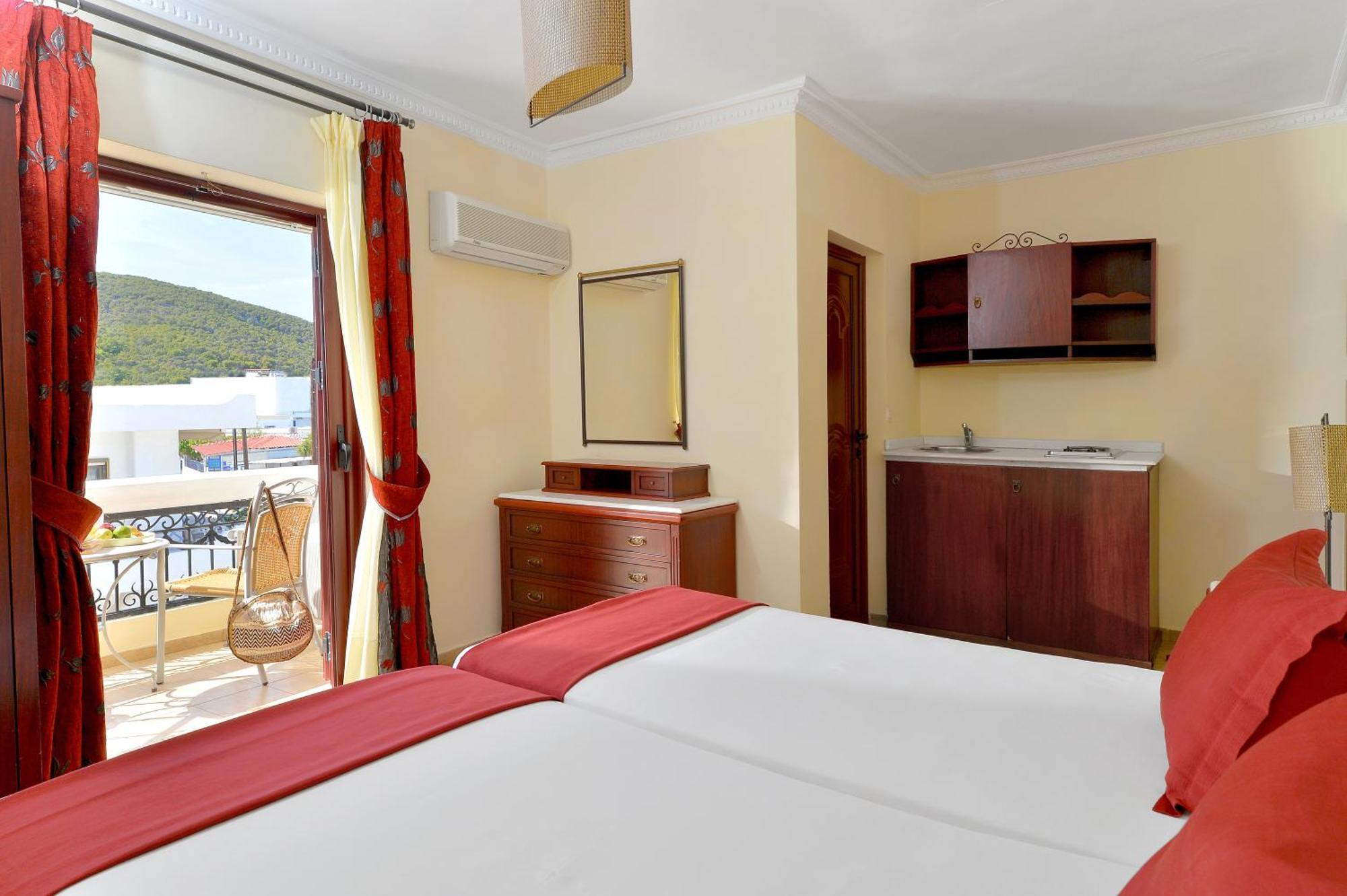 Skála Agistri Hotel מראה חיצוני תמונה